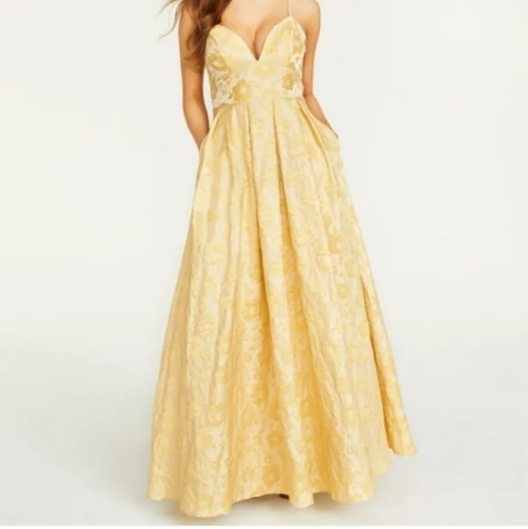 NEW Trixxi Floral Jacquard Gown Yellow/Silver Long Formal Sz 0 Juniors - Picture 1 of 9